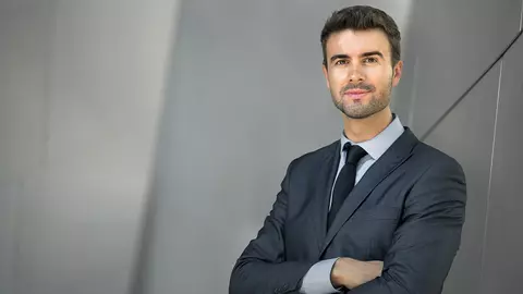 Ce spun specialiștii: femeile vor ca șefii lor să fie... bărbați