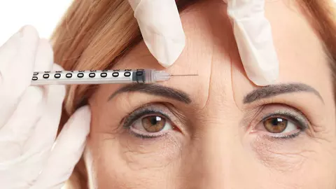 De la ce vârstă putem apela la injecțiile cu botox