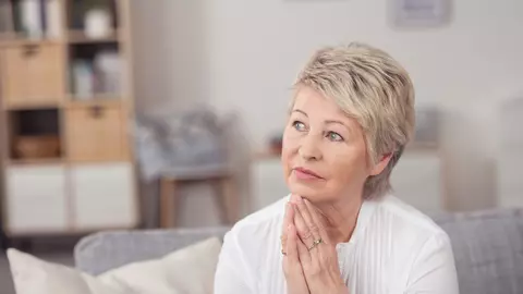I s-a interzis să participe la nunta singurului ei fiu, iar motivul este incredibil. Totul s-a întâmplat din dorința miresei!