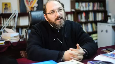 Preotul Constantin Necula se retrage din viață publică din cauza eșecului Bisericii la referendum