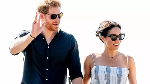 Care este semnificația colierului pe care Meghan Markle l-a purtat în repetate rânduri? Totul are legătură cu sarcina ducesei