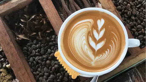 De ce ar trebui să consumi cafeaua întotdeauna fierbinte?