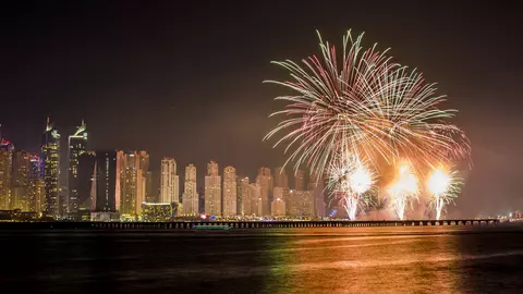 Vacanța de iarnă la Dubai. Ce program pregătește pentru vizitatori de Sărbătoarea Națională orașul recordurilor și al confluențelor culturale