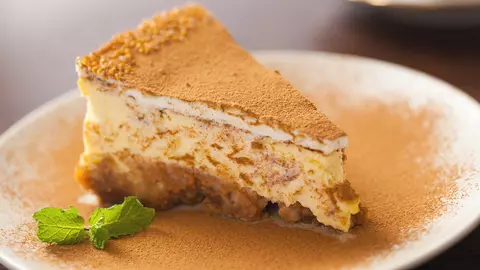 4 rețete de deserturi delicioase şi rapide