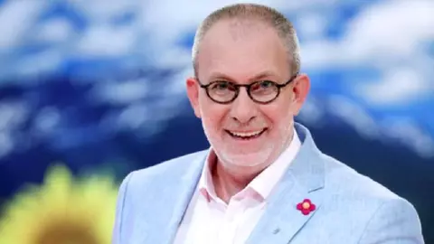 Florin Busuioc a fost scos de la Terapie Intensivă