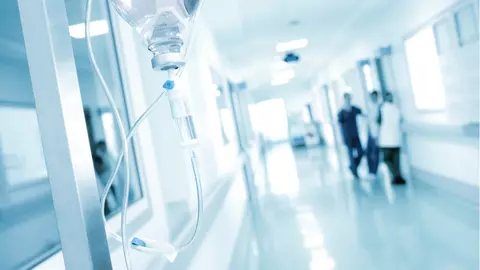 România, pe locul 3 între statele UE privind impactul infecțiilor produse de bacterii rezistente la antibiotice. Care sunt cauzele?