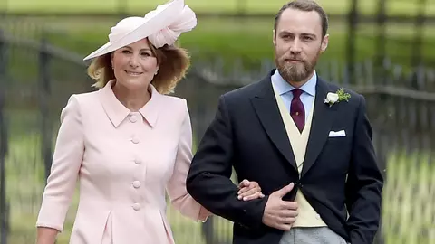 Ce le pregătește Carole Middleton, mama Ducesei de Cambridge, nepoților ei de sărbători. Micuții vor avea parte de răsfăț maxim în casa bunicii materne