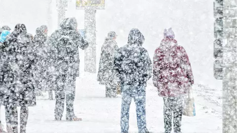 Cod galben de ninsori în mai multe județe ale țării. Zonele în care va ninge în Ajun de Crăciun