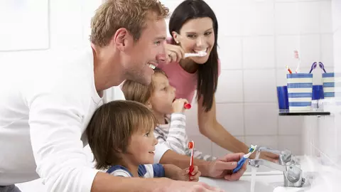 Cât ar trebui să dureze periajul dentar?