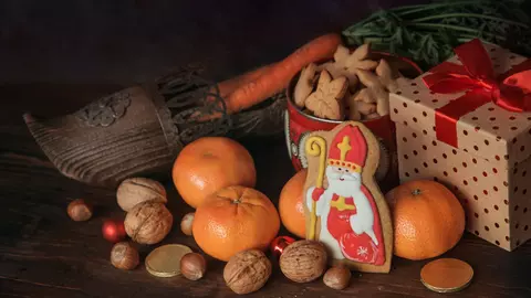 Ghetuța lui Moș Nicolae. Cum s-a ajuns la tradiția de a pune cadouri în ghetuțe