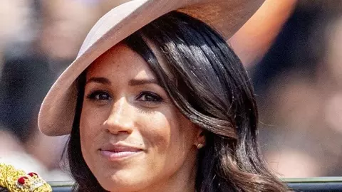 Meghan Markle încalcă din nou o tradiție a Casei Regale  - Va naște natural, acasă