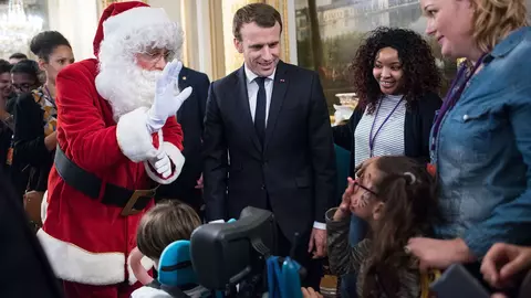 Pentru prima dată, Emmanuel și Brigitte Macron nu au mai organizat petrecerea de Crăciun la Palatul Elysee. Cine au fost invitații-surpriză