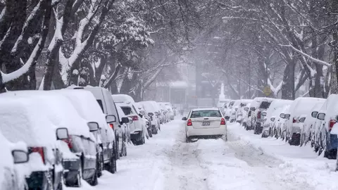 Informare meteorologică de vreme rea. Ninsori și vânt puternic în toată țara