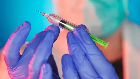 Ce este vaccinul antigripal. Ce categorii de persoane ar trebui să-și facă acest vaccin