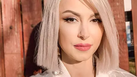 Andreea Bălan, replică dură pentru Cătălin Botezatu după ce designerul i-a criticat cea mai recentă ținută: ''Mi se pare o totală lipsă de educație..."