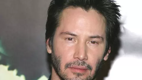 Keanu Reeves, mesaj pentru persoanele care suferă de depresie: “Suntem precum niște Zoombie. Ridicați-vă capul din telefonul mobil și priviți în jur!”