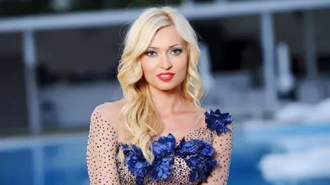 DECALOGUL AVANTAJE: 10 întrebări pentru Raluca Zenga