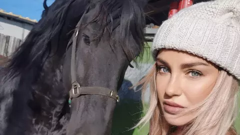 Tania Budi, la 53 de ani, arată ca la 25! Ce face de arată atât de bine?