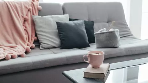 5 pași simpli să-ți amenajezi un living de mici dimensiuni să pară mai mare