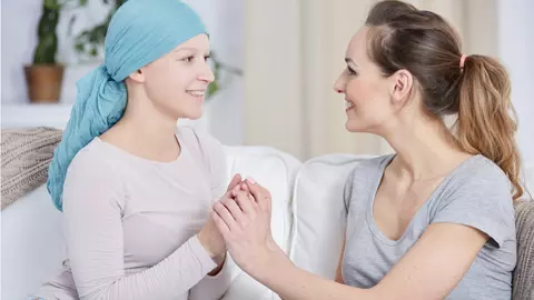 Tratamentul revoluționar care oferă noi speranțe bolnavilor de cancer. S-a dovedit eficient acolo unde terapiile clasice au eșuat