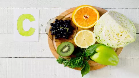 Citricele nu au cel mai mare conţinut de vitamina C! Află ce alimente ocupă primele locuri