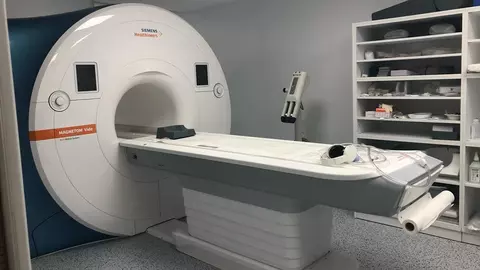 Cel mai avansat RMN a ajuns în România. Cum arată și ce investigații pot fi efectuate cu ajutorul acestuia?