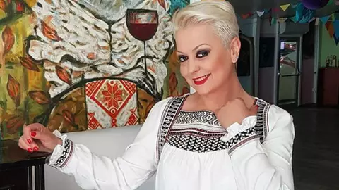De ce merge Monica Anghel la solar? Vedeta a explicat ce se ascunde în spatele bronzului cu care se mândrește în fiecare fotografie