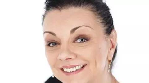 Carmen Tănase, despre Delia: “Te uitai odată într-o galerie la un portret în ulei şi te-ai mirat că nu e prăjit”
