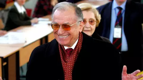 Ce este pericardită hemoragică, boala cu care a fost diagnosticat Ion Iliescu