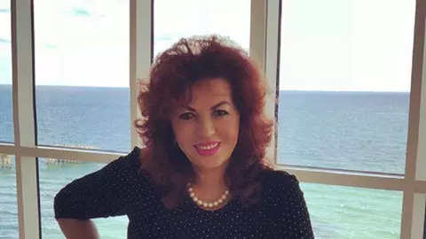 Câte operații estetice are Carmen Harra? Clarvăzătoarea a dat cărțile pe față