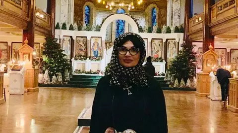 Ozana Barabancea: “M-am trezit cu o lumină de pe un perete şi nu de la fereastră”