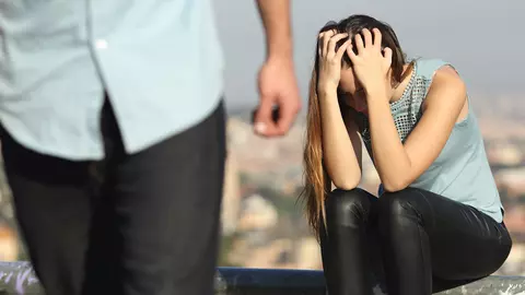 Codependența de partenerul de viață: "Mă atrăgeau bărbații cu probleme..."
