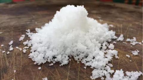 Cum mai poți folosi sarea, altfel decât în bucate