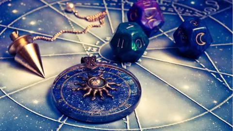 Horoscop 13 mai. Zodiile care încep săptămâna cu stângul!