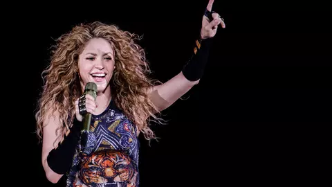 Shakira și mama ei, ca două picături de apă. Cât de bine seamănă cele două!