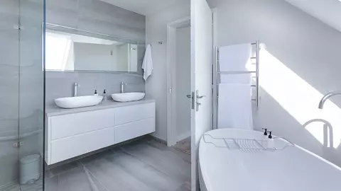 (P) Cum poti avea o baie de vis cu un buget redus