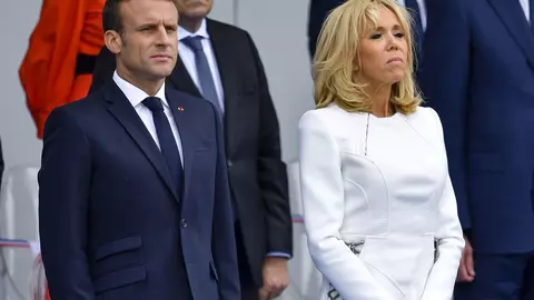 Apariție de senzație a lui Brigitte Macron de Ziua Franței. Presa internațională i-a catalogat ținuta drept "îndrăzneață"