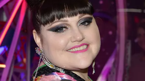 Cea mai cool cântăreață de muzică rock este supraponderală. Cum a reușit să scape de complexe și să se simtă bine în pielea ei