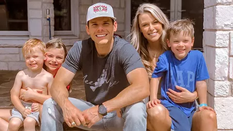 Fiul cântărețului country Granger Smith s-a stins din viață la doar 3 ani! Organele micuțului au fost donate și au salvat viața a doi adulți