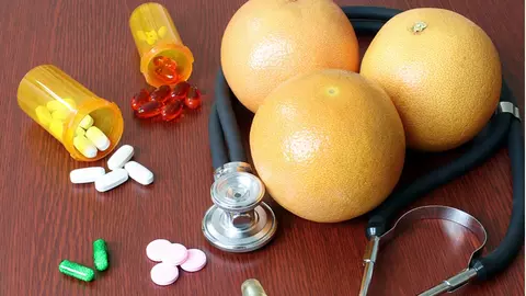 Atenție! Nu lua medicamente cu următoarele alimente!