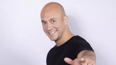 Alexandru, fratele Monicăi Anghel, este un pictor talentat:  „Am făcut sute de tablouri''