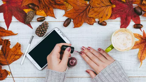 10 modele de unghii pe care să le încerci în această toamnă