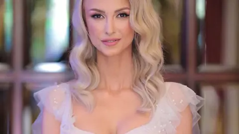 Cine a prins buchetul la nunta Andreei Bălan? Ea ar putea fi următoarea mireasă din showbizul românesc
