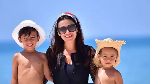 Noi detalii privind divorțul Claudiei Pătrășcanu. Ce vedetă a ajutat-o să se mute din vila soțului la Constanța?