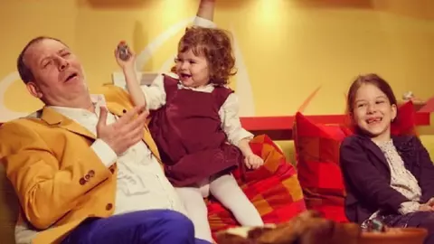 Ce mare a crescut și ce frumoasă este fiica lui Florin Busuioc! Cu cine seamănă Natalie?