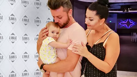 Gabriela Cristea, botez în nuanțe violet