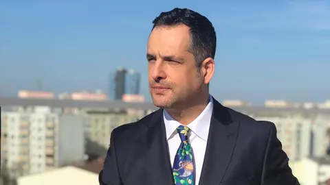 Cum arată acum prima soție a fostului prezentator Mădălin Ionescu?