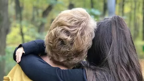 Ce frumoasă este fiica lui Teo Trandafir! Ce carieră își dorește Maia să urmeze? Nu vrea să calce pe urmele celebrei sale mame