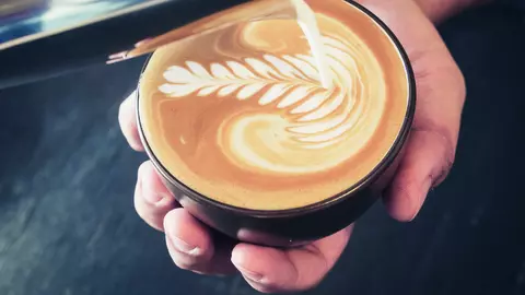 (P) Apa filtrată – secretul cafelei cu gust perfect