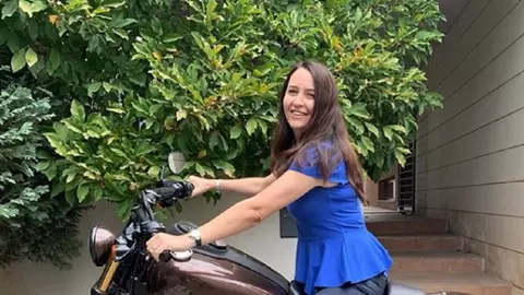 S-a tuns și pare cu 10 ani mai tânără! Amalia Năstase este complet schimbată!